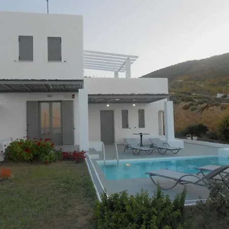 Superior Lino Villa Szkírosz